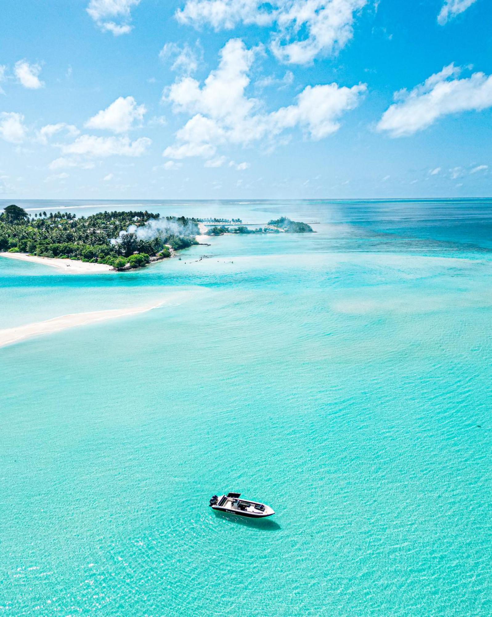 Ukulhas Villa Beach Hotel Exterior foto