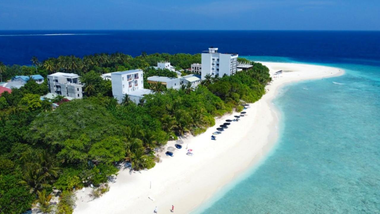 Ukulhas Villa Beach Hotel Exterior foto